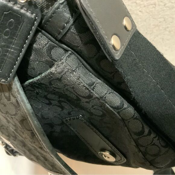 Women's Coach Crossbody Messenger Bag Signature Jacquard F70283 Black Canvas - Picture 12 of 13